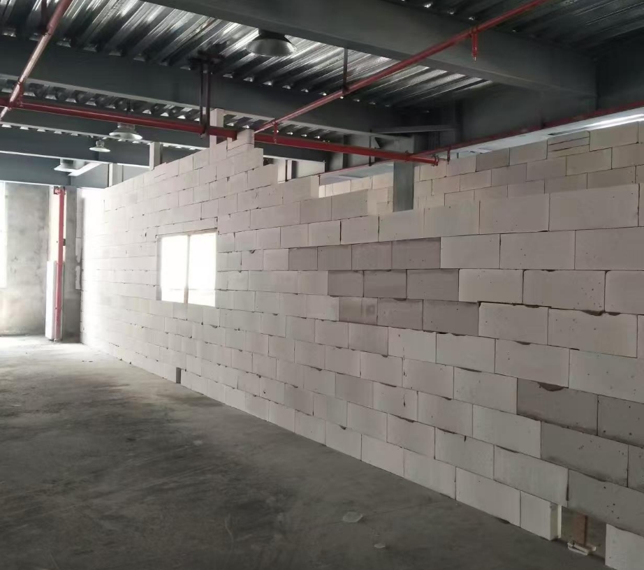 ����ש��ǽ-���ڸ�ǽ